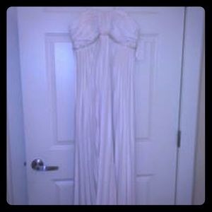 BNWT White size 10 David’s Bridal Pleated gown